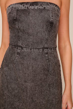 Load image into Gallery viewer, BLACK STRAPLESS DENIM DRESS