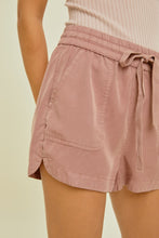 Load image into Gallery viewer, TENCEL RUNNER SHORTS