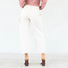 Load image into Gallery viewer, SERENE LOW SLUNG BARREL JEANS