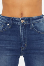 Load image into Gallery viewer, HIGH RISE SUPER SKINNY (MED WASH)
