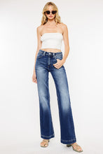 Load image into Gallery viewer, HIGH RISE FLARE DENIM
