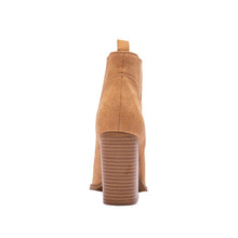Load image into Gallery viewer, BUTTERSCOTCH BOOTIE
