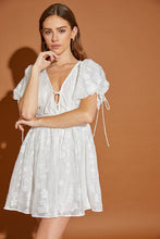 Load image into Gallery viewer, FLORAL LACE UP DRESS

