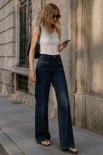 Load image into Gallery viewer, WIDE LEG CHAIN JEANS
