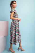 Load image into Gallery viewer, FLORAL PRINT MIDI DRESS
