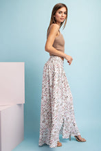 Load image into Gallery viewer, FLORAL PRINT BUTTON SKIRT
