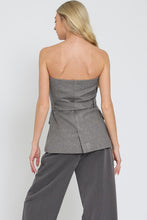 Load image into Gallery viewer, BELTED STRAPLESS TOP
