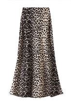 Load image into Gallery viewer, LEOPARD MAXI SKIRT
