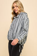 Load image into Gallery viewer, BLK/WHT STRIPED ZIP UP

