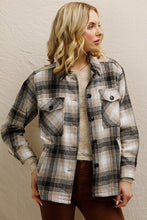 Load image into Gallery viewer, BLK/WHT PLAID SHACKET
