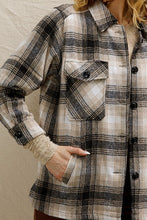 Load image into Gallery viewer, BLK/WHT PLAID SHACKET
