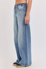 Load image into Gallery viewer, LOW RISE WIDE LEG DENIM

