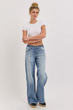 Load image into Gallery viewer, LOW RISE WIDE LEG DENIM
