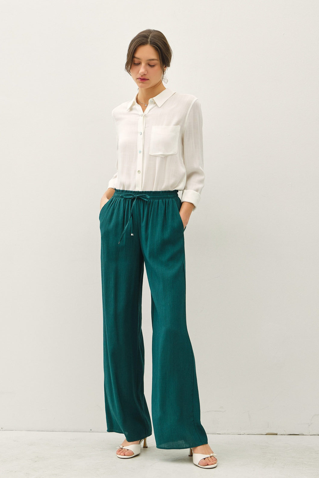 CRINKLE WIDE LEG PANT-EMERALD GREEN