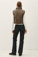 Load image into Gallery viewer, SIERRA FAUX LEATHER PUFFER VEST
