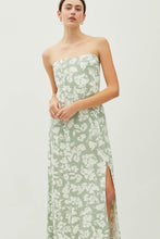 Load image into Gallery viewer, FLORAL MAXI LINEN DRESS
