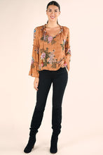 Load image into Gallery viewer, THE MEADOW BLOOM TOP
