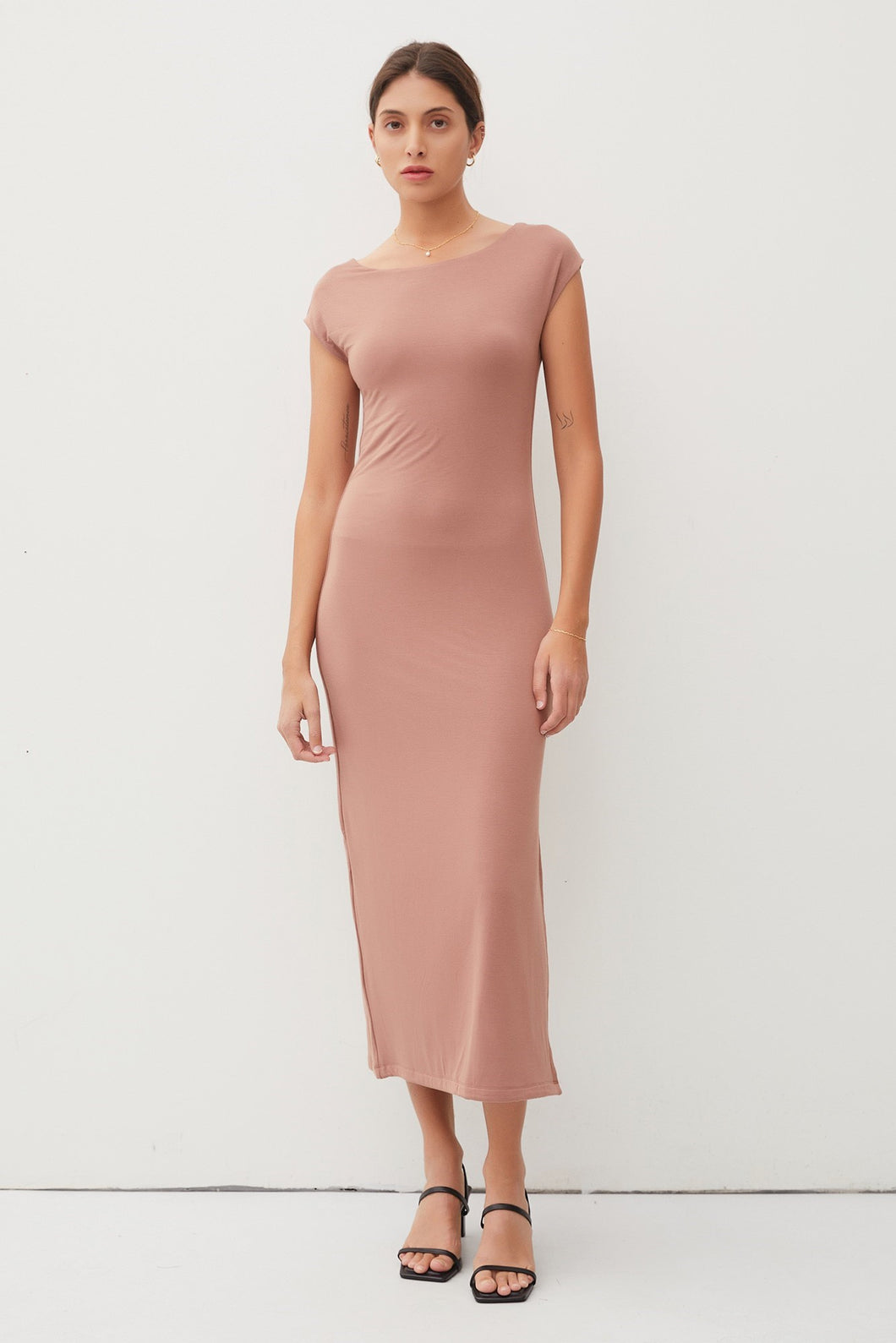 MOCHA CAP SLEEVE DRESS
