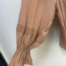 Load image into Gallery viewer, MOCHA LACE PEASANT TOP
