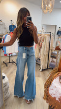 Load image into Gallery viewer, KANCAN MID RISE SUPER WIDE JEANS
