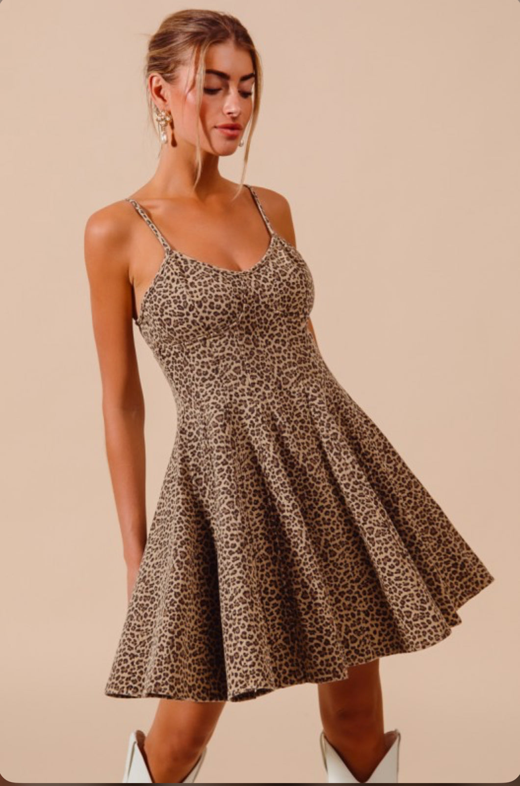 DRESS WITH A FLARE