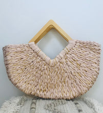Load image into Gallery viewer, WOOD HANDLE STRAW BAG
