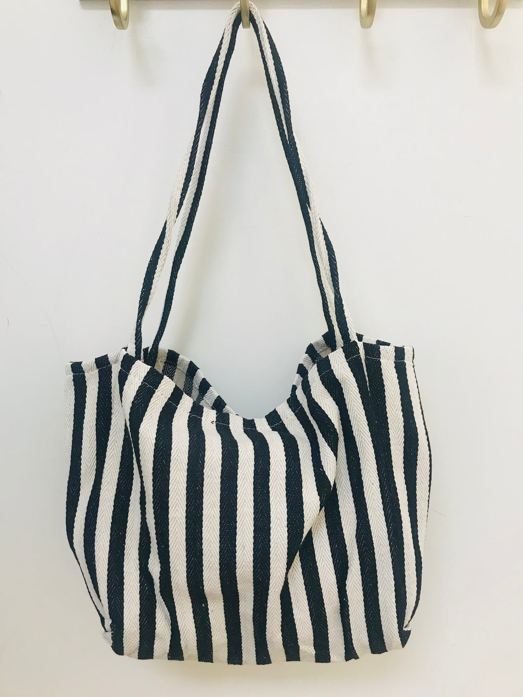 BLK/CREAM STRIPED TOTE
