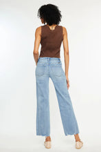 Load image into Gallery viewer, SONIA MID RISE STRAIGHT LEG DENIM
