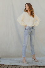 Load image into Gallery viewer, HIGH RISE SLIM STRAIGHT DENIM
