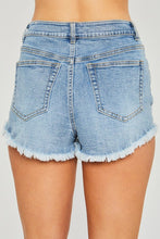 Load image into Gallery viewer, HIGH WAISTED FRAYED HEM SHORT

