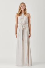 Load image into Gallery viewer, HALTER NECK KEYHOLE MAXI DRESS
