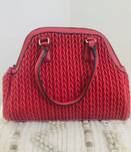 Load image into Gallery viewer, RED BUBBLE CHEVRON HANDBAG
