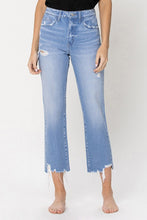 Load image into Gallery viewer, STRAIGHT LEG CROPPED DENIM
